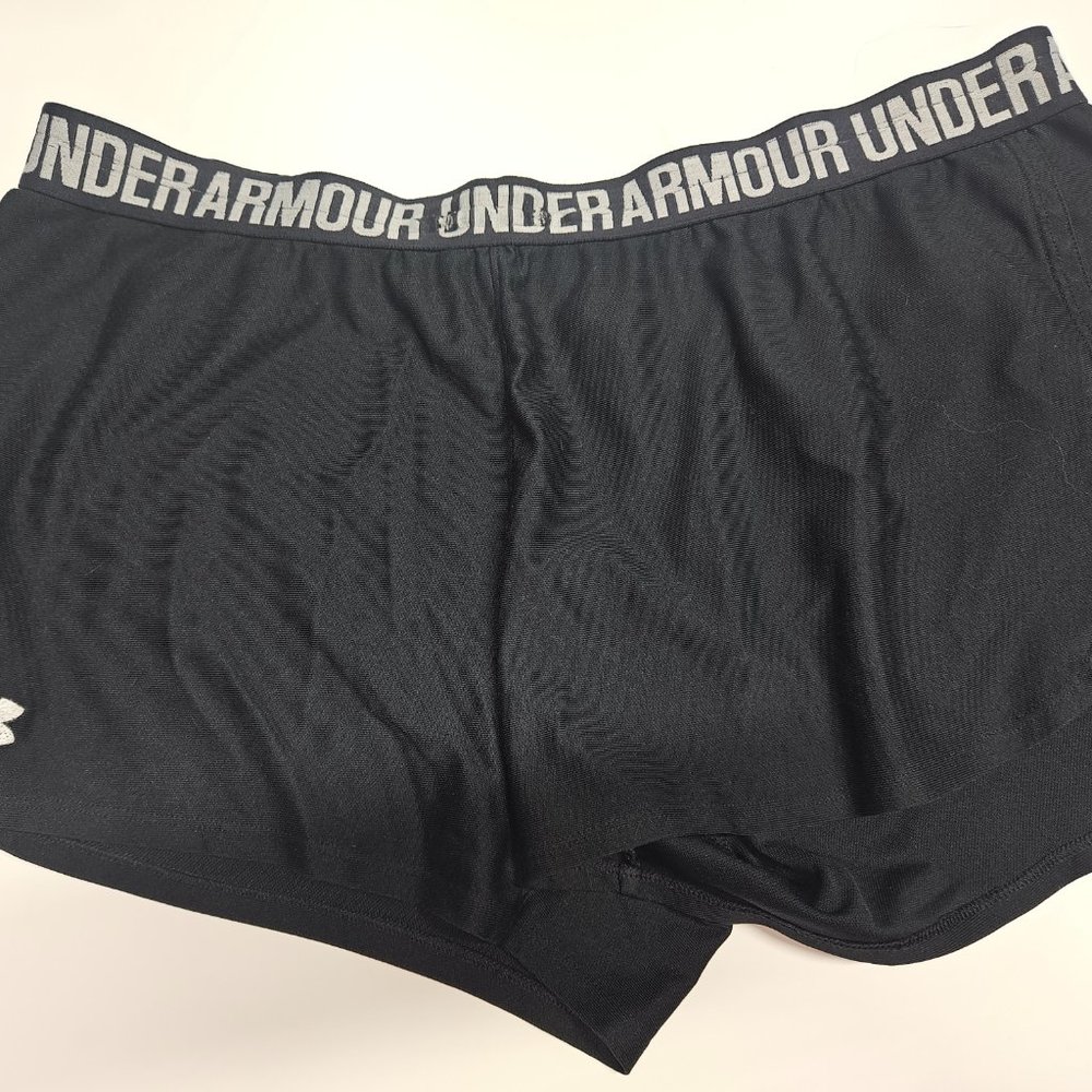 Under Armour Womens XL Black Active Shorts